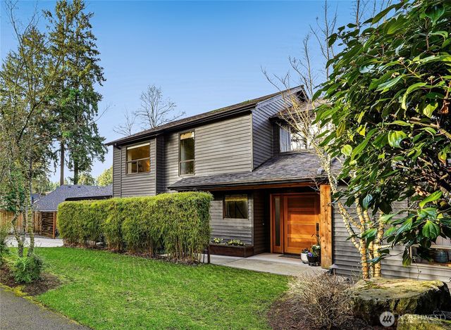 2234 108th Avenue SE, Bellevue, WA 98004