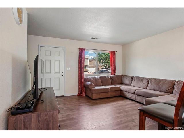18634 E 45th Pl, Denver, CO 80249