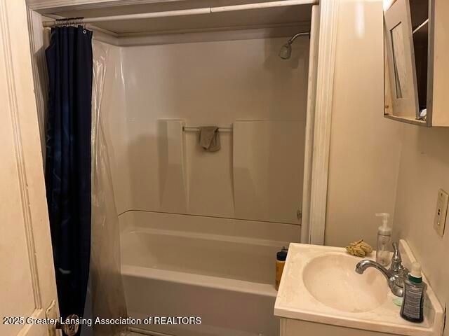 1408 Reo Avenue, Lansing, MI 48910