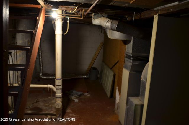 1408 Reo Avenue, Lansing, MI 48910