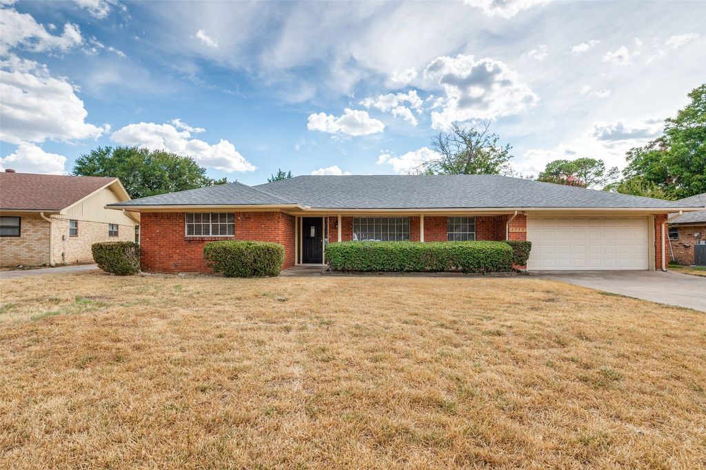 1713 Briardale Court, Arlington, TX 76013 — exterior