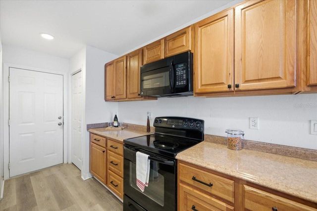 6825 KENTUCKY AVENUE, New Port Richey, FL 34653