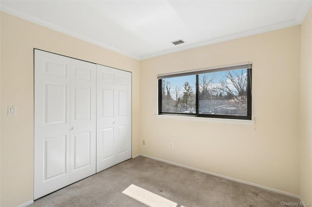 87 Northgate Circle, Melville, NY 11747