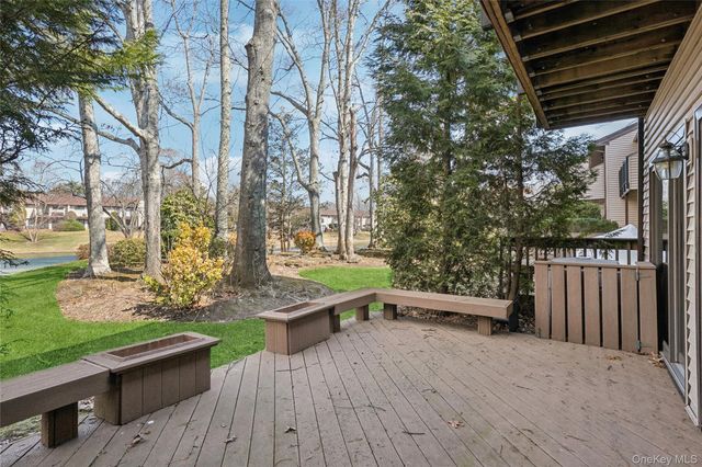 87 Northgate Circle, Melville, NY 11747