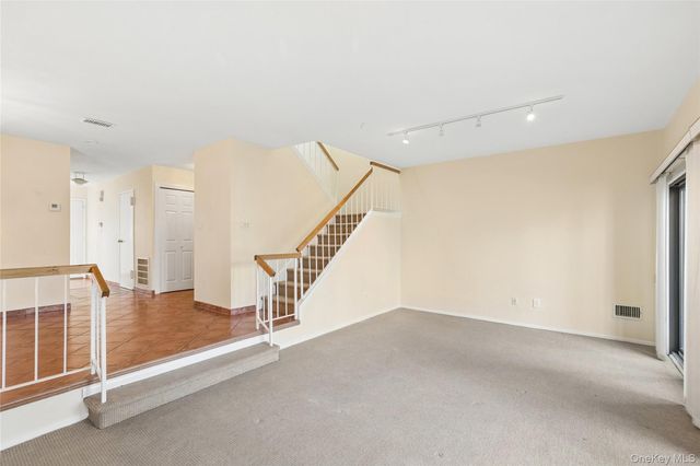 87 Northgate Circle, Melville, NY 11747