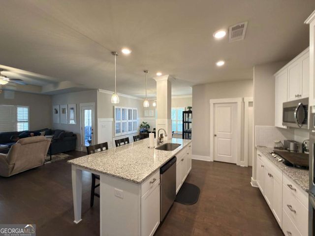 328 Crestbrook Lane, Dallas, GA 30157