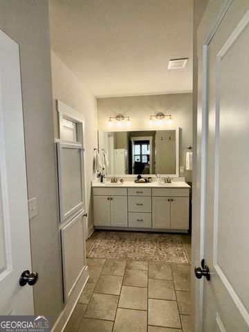 328 Crestbrook Lane, Dallas, GA 30157