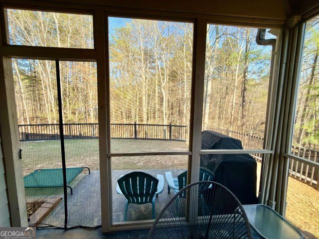 328 Crestbrook Lane, Dallas, GA 30157