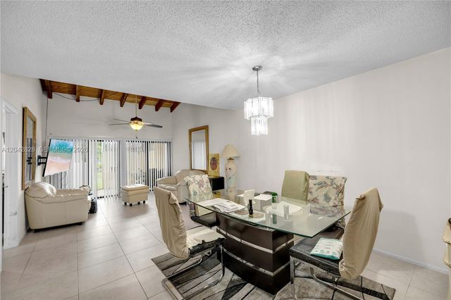 1491 NW 95th Terrace 201, Pembroke Pines, FL 33024