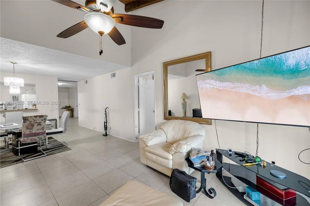 1491 NW 95th Terrace 201, Pembroke Pines, FL 33024