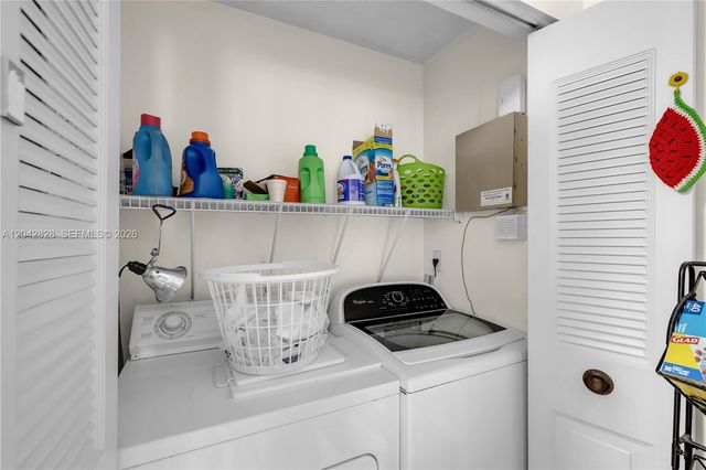 1491 NW 95th Terrace 201, Pembroke Pines, FL 33024
