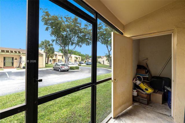 1491 NW 95th Terrace 201, Pembroke Pines, FL 33024