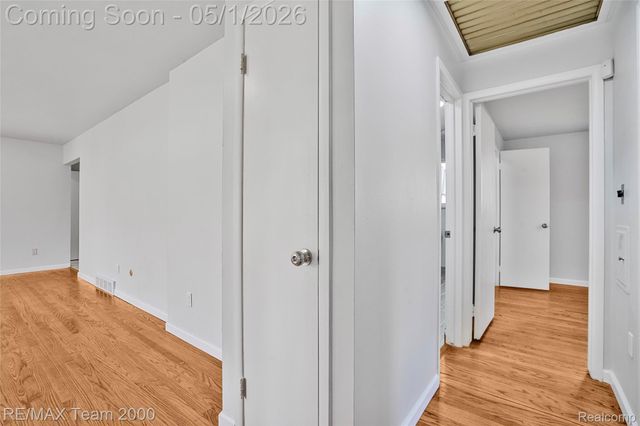 23611 Aviva Street, Clinton Charter Township, MI 48035