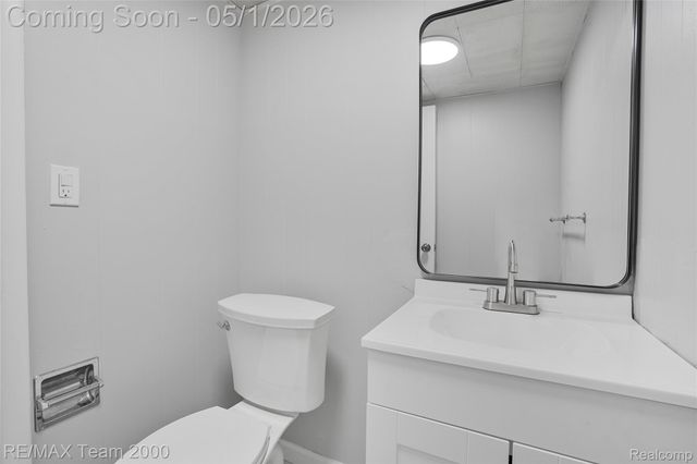 23611 Aviva Street, Clinton Charter Township, MI 48035