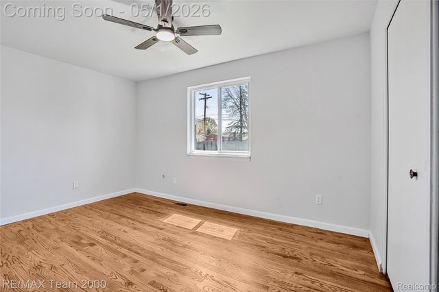 23611 Aviva Street, Clinton Charter Township, MI 48035