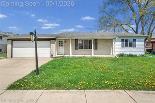 23611 Aviva Street, Clinton Charter Township, MI 48035