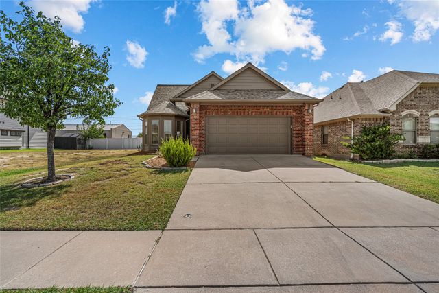 7308 Silver City Drive, Fort Worth, TX 76179