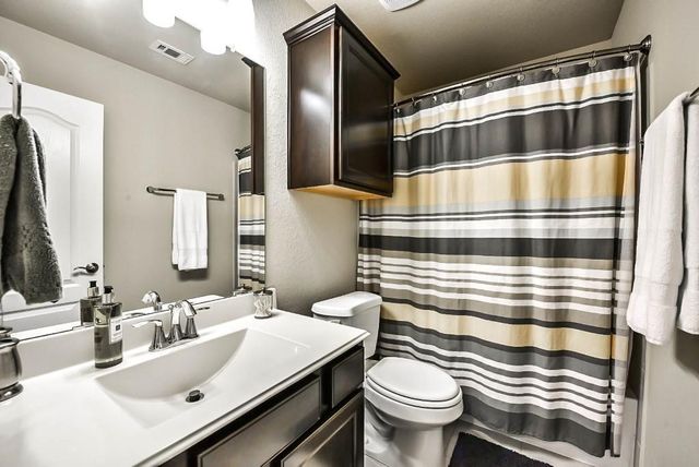 6810 Blue Glade Drive, Richmond, TX 77406