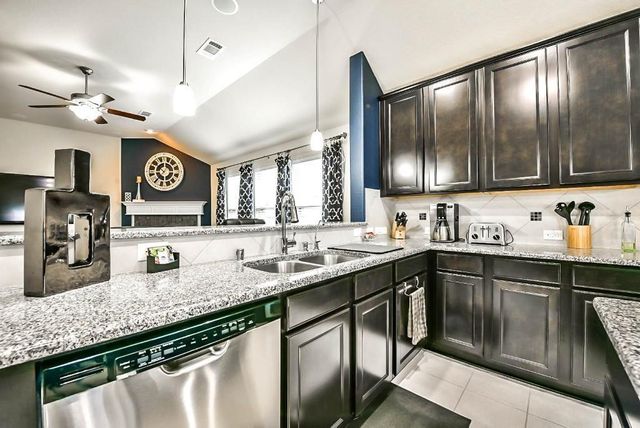 6810 Blue Glade Drive, Richmond, TX 77406