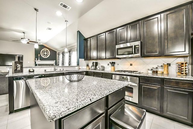 6810 Blue Glade Drive, Richmond, TX 77406