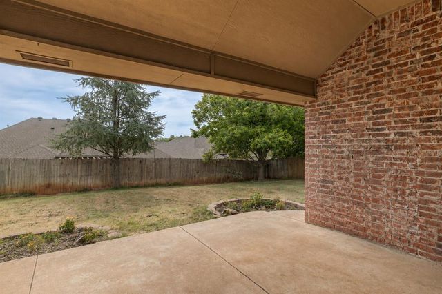 16320 Old Elm Lane, Edmond, OK 73013
