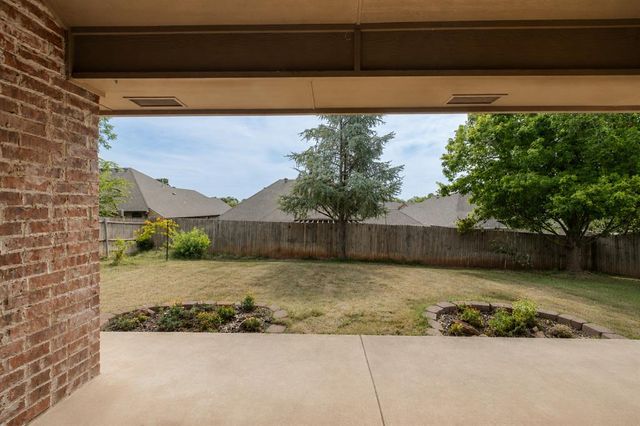 16320 Old Elm Lane, Edmond, OK 73013