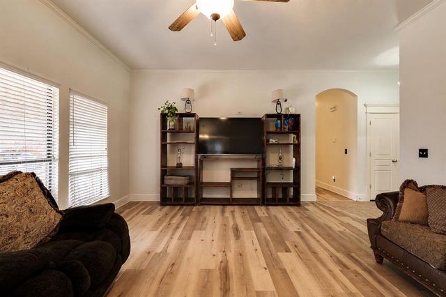 16320 Old Elm Lane, Edmond, OK 73013