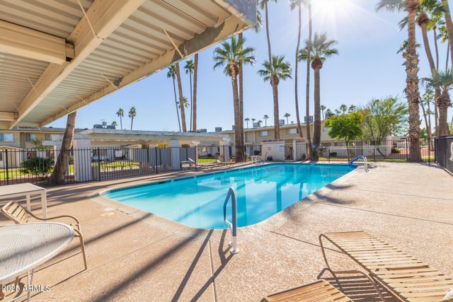 8220 E GARFIELD Street M8, Scottsdale, AZ 85257