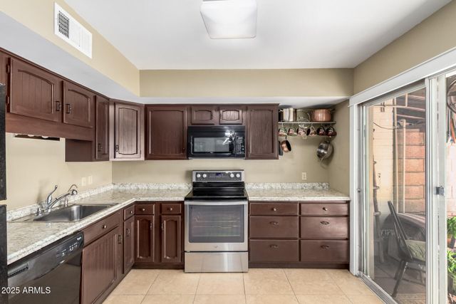 8220 E GARFIELD Street M8, Scottsdale, AZ 85257