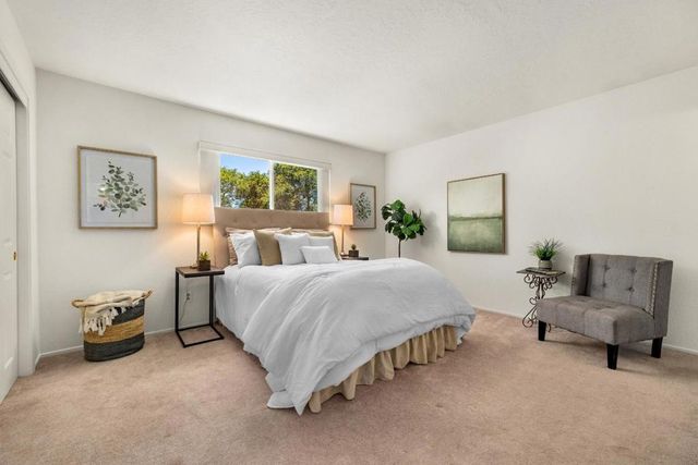 999 Live Oak Avenue, Santa Cruz, CA 95062