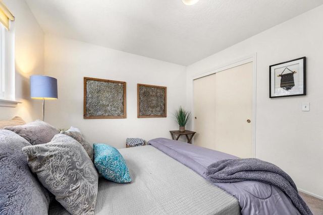 999 Live Oak Avenue, Santa Cruz, CA 95062