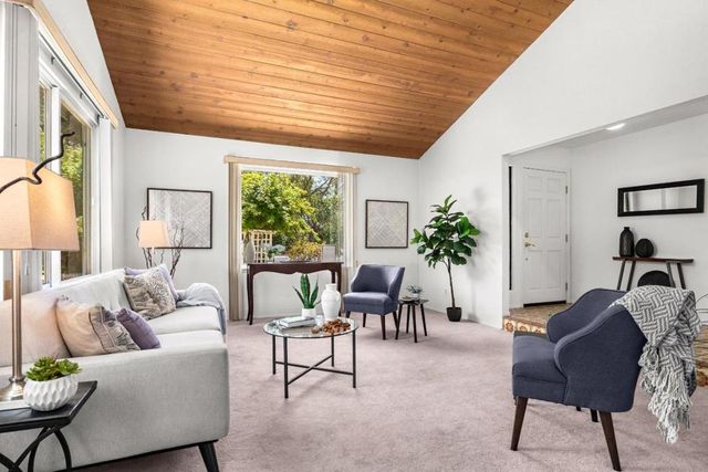 999 Live Oak Avenue, Santa Cruz, CA 95062