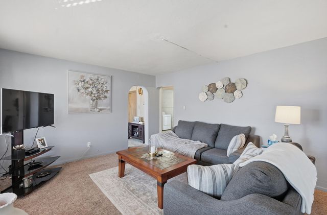 441 General Somervell Street NE, Albuquerque, NM 87123