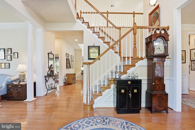 7805 ROSE GARDEN LN, Springfield, VA 22153