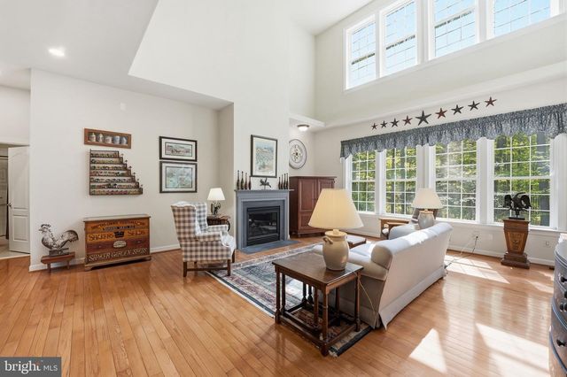 7805 ROSE GARDEN LN, Springfield, VA 22153