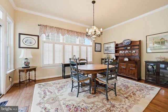 7805 ROSE GARDEN LN, Springfield, VA 22153