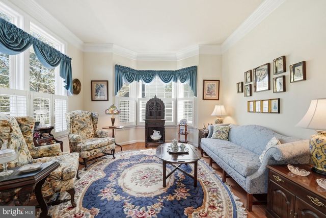 7805 ROSE GARDEN LN, Springfield, VA 22153