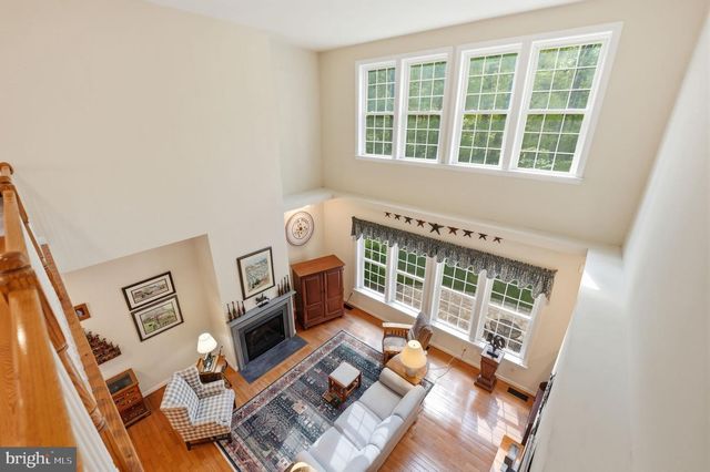 7805 ROSE GARDEN LN, Springfield, VA 22153
