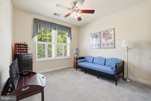 7805 ROSE GARDEN LN, Springfield, VA 22153