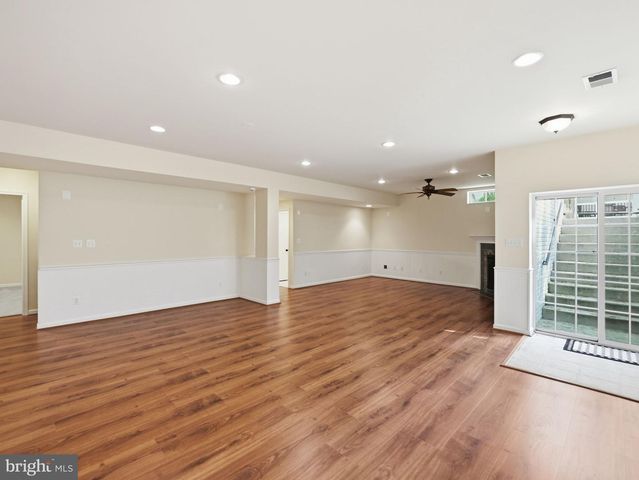 7805 ROSE GARDEN LN, Springfield, VA 22153