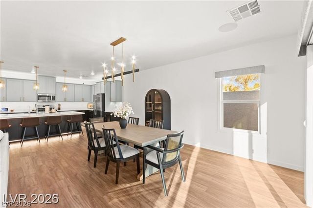 3525 Raina Ridge Court, Las Vegas, NV 89121