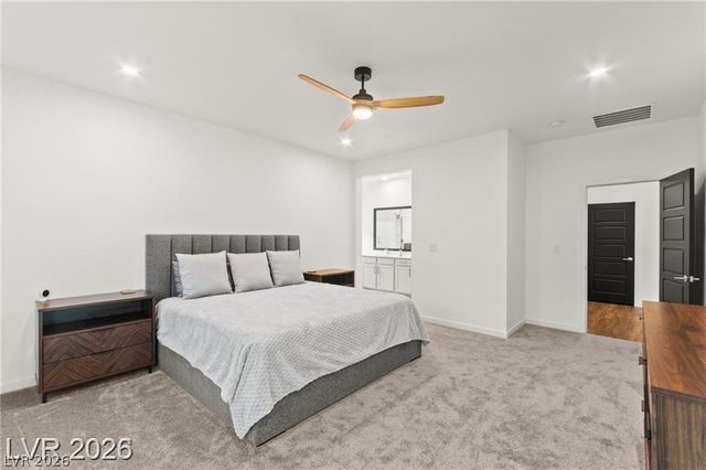 3525 Raina Ridge Court, Las Vegas, NV 89121