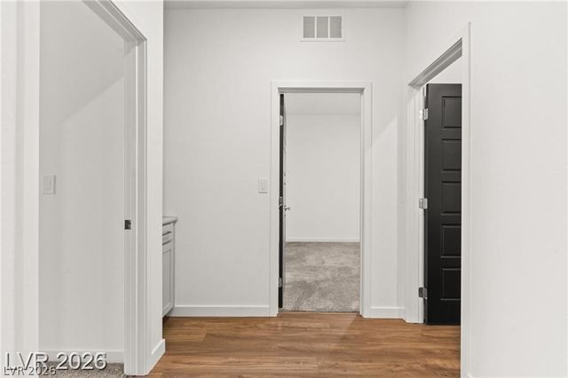 3525 Raina Ridge Court, Las Vegas, NV 89121