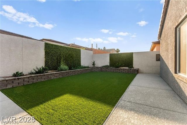 3525 Raina Ridge Court, Las Vegas, NV 89121