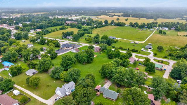 7810 State Highway 14 E, Sparta, MO 65753