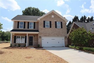 185 Glasmere Court, Winston-salem, NC 27101