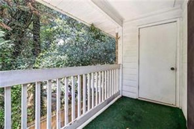 6050 Grelot Road 202, Mobile, AL 36609