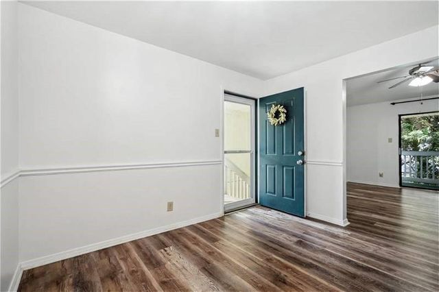 6050 Grelot Road 202, Mobile, AL 36609