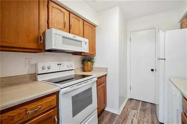 6050 Grelot Road 202, Mobile, AL 36609