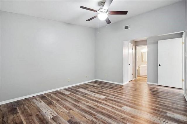 6050 Grelot Road 202, Mobile, AL 36609